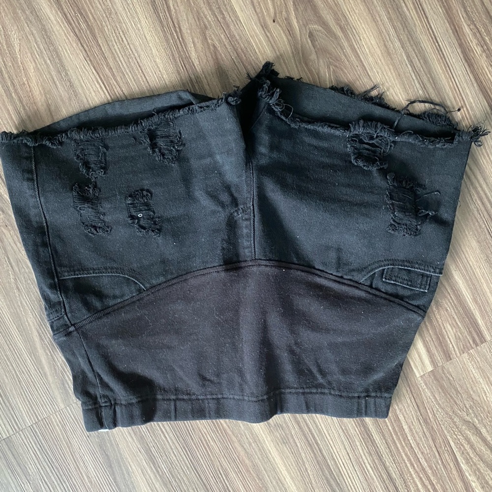 Maternity shorts